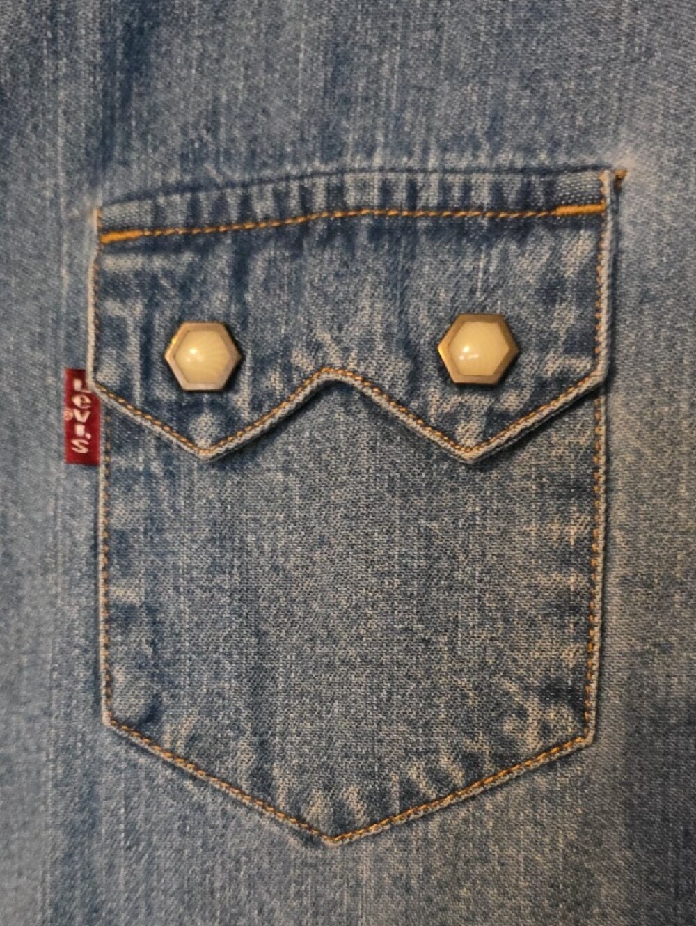 LEVIS RED TAB DENIUM SHIRT - Picture 3 of 5